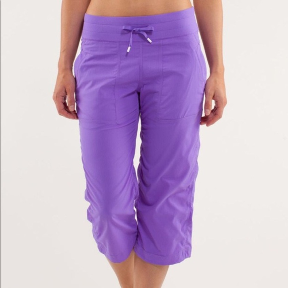 Lululemon Dance Studio crops